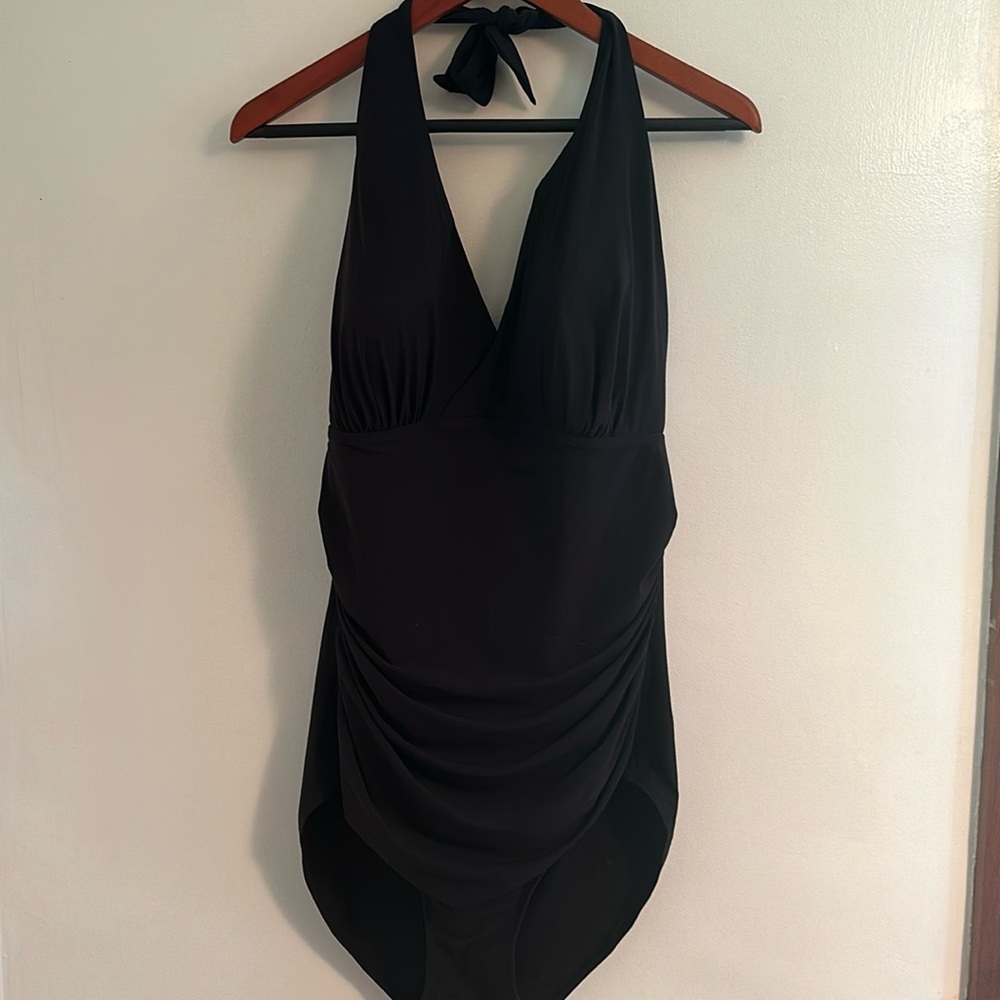 Women’s LL Bean Bathing Suit. New no tags size 20W